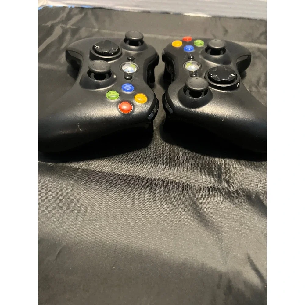 2 Xbox 360 Wireless Controllers –Original Edition Tested CLEAN Gaming Arcade